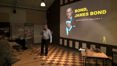 James Bond lezing te Weerde